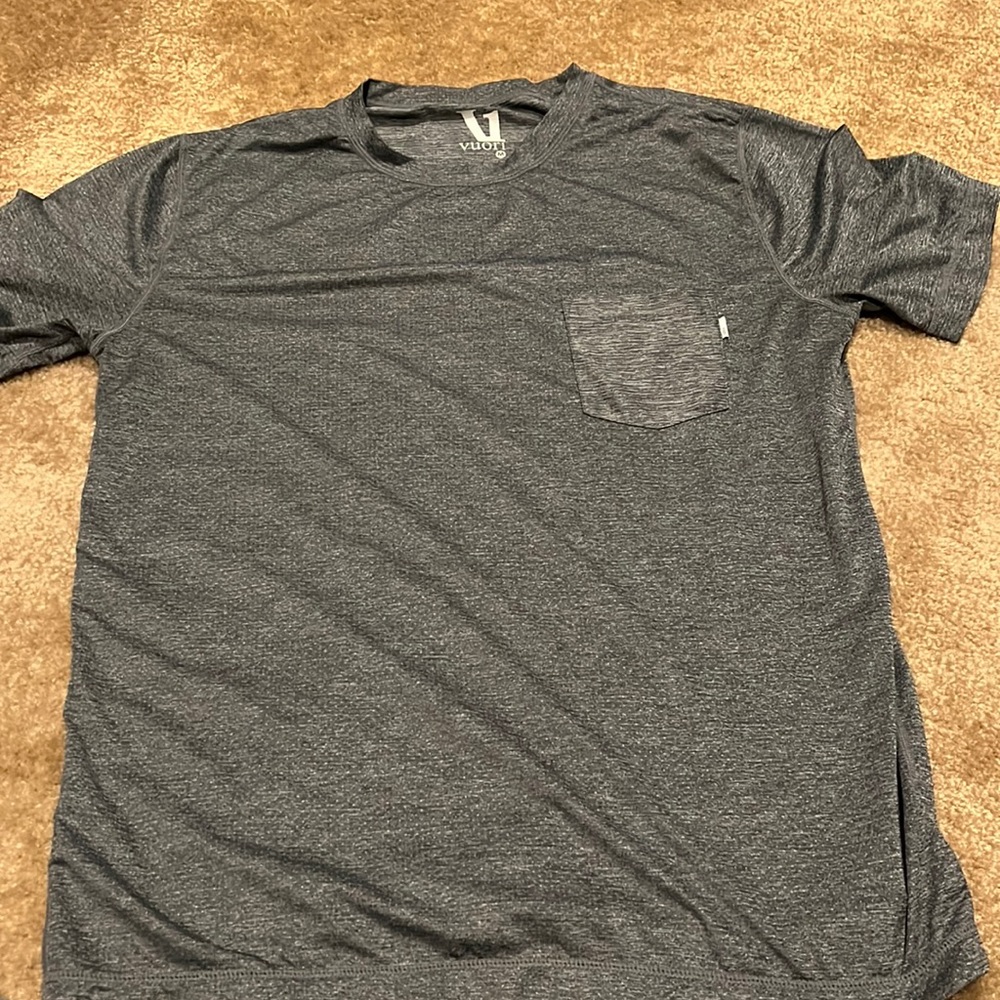 Vuori Tradewinds shirt